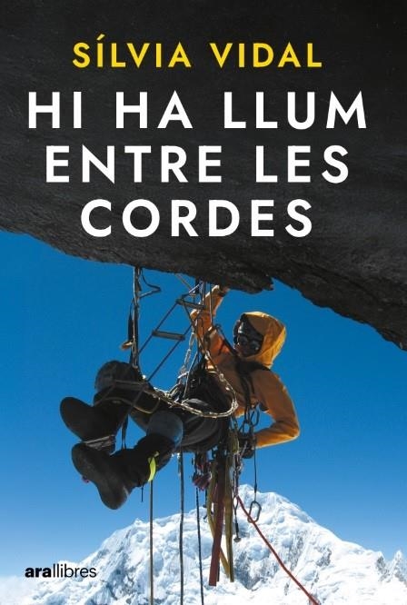 Hi ha llum entre les cordes | Vidal Martí, Sílvia | Llibreria La Figaflor - Abrera